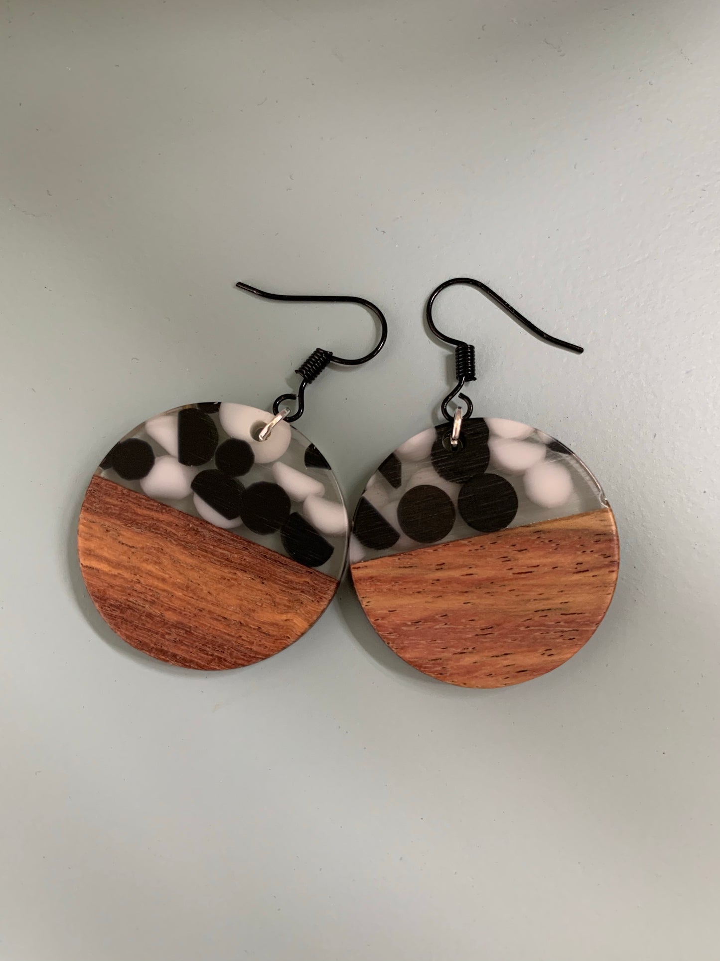 'Dotty' black & white wood earrings